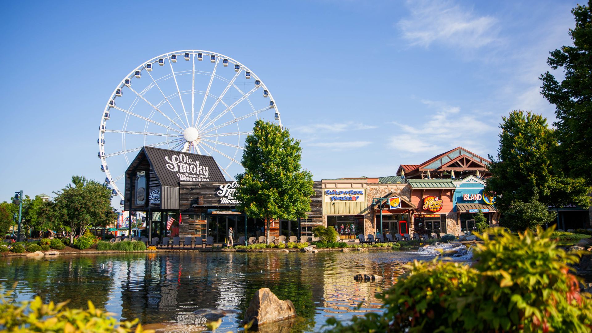 The Island Pigeon Forge Attractions