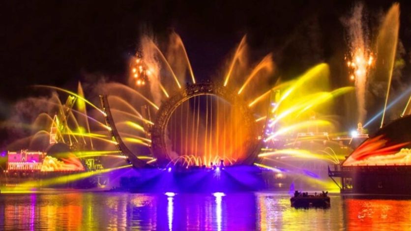 Fountains of the Harmonious Nighttime Show at EPCOT